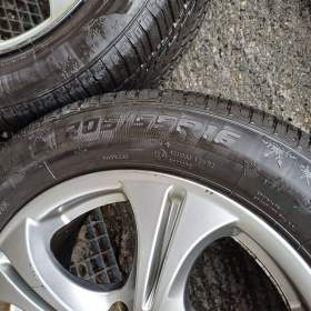 Foto inzerátu Prodám zimni pneu Pasat B6