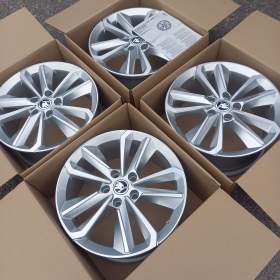 Foto inzerátu Škoda Octavia IV(RS)- 17 NOVÉ orig.ALU disky 7x17,5x112