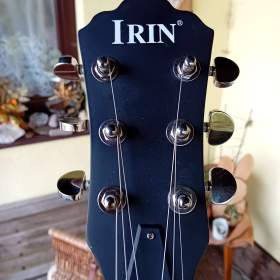 Foto inzerátu Elektrická kytara