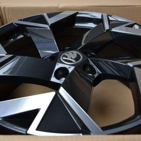 Foto inzerátu Škoda Superb III/IV/VW Passat B8-NOVÉ orig.Alu 18-8x18,ET44