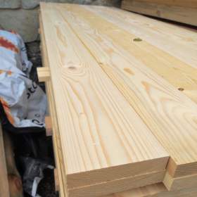 Fotka k inzerátu Deska smrková 23x125x2000mm / 19207691