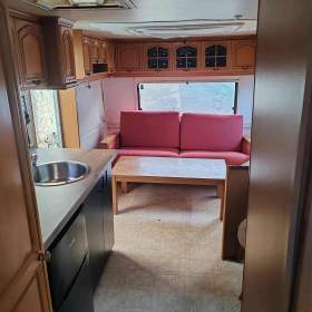 Foto inzerátu Prodám karavan, vhodný na zahradu