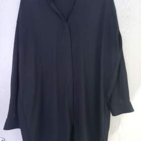 Foto inzerátu Dámská tunika,košile 42-44,ks 99 Kč 