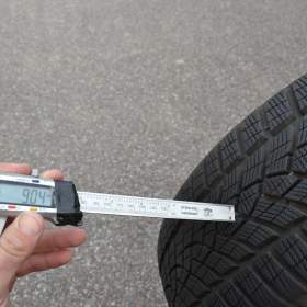 Foto inzerátu Zimní NOVÝ komplet Škoda Octavia IV+205/55R17 GoodYear