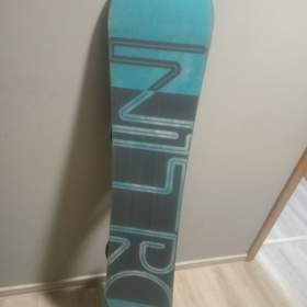 Foto inzerátu Dámský snowboard NITRO vel.142 + vázání