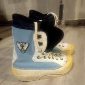 Foto inzerátu Snowboard NITRO Lectra vel.142 + vázání+boty vel.37/38 