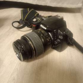 Zrcadlovka Nikon D40 + objektiv 18–55mm + příslušenství / 19635677