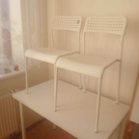 Prodám kuchyňský stul a dvě zidle nebo samostatně / 19635760