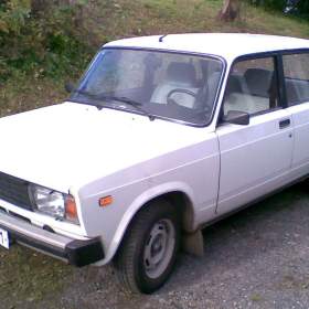 Foto inzerátu Prodám osobní automobil Lada 2105