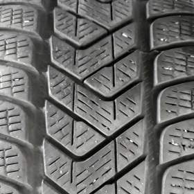 2ks zimních pneu Pirelli Scorpion 235/55 R19 / 19641170