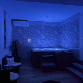 Foto inzerátu � Pronajmu plně vybavený,diskrétní prostor v Ostravě/Paskově.  (Denní nájem) ...