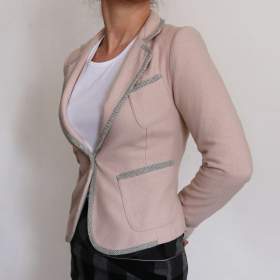 Foto inzerátu Luxusní teplejší sako HM vel. 34