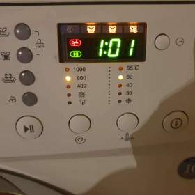 Foto inzerátu PRACKA LG,BOCNI PLNENI,5KG,DISPLEJ,PLNE FUNKCNI,1000 OT.