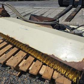 Zametaci kartáč koště pro malotraktor / 19641608