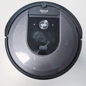 Fotka k inzerátu iRobot Roomba i7 – výborný stav + nová sada kartáčů a filtrů + virtuální stěna / 19618357