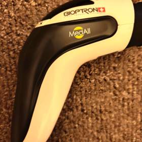 Fotka k inzerátu Lampa BIOPTRON MEDALL + filtry / 18150541