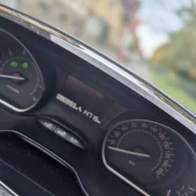 Foto inzerátu Peugeot 2008 1.2 PureTech (60 kW) – Tažné zařízeni