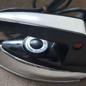 Foto inzerátu Retro žehlička ETA