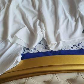 Foto inzerátu Prodám oblečení nenosene