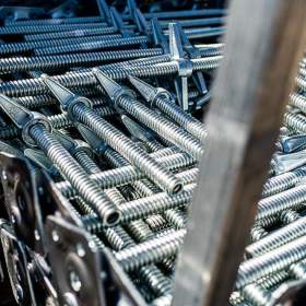 Foto inzerátu Lešení BAUMANN – fasádní systém, nové díly, doprava v ceně 10,30X12,28