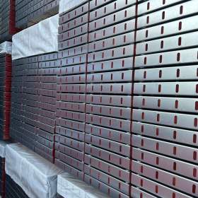 Foto inzerátu Nové lešení Plettac pro stěnu fasády – skladem, ihned k odběru 8,3 X 9