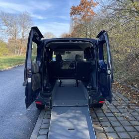 Fotka k inzerátu Dacia Dokker:  rampa pro převoz vozíčkáře / 19638796