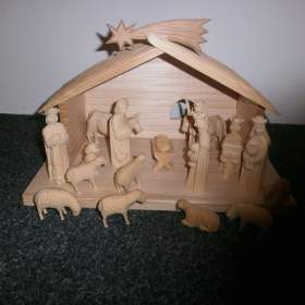 Foto inzerátu Dřevěný betlém 14A2