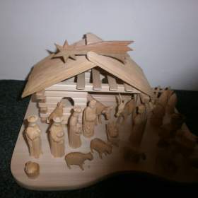Foto inzerátu Dřevěný betlém 14A4