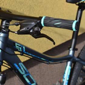 Foto inzerátu Scud PARUS Face dámské horské kolo 29 rám 17