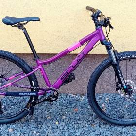 Fotka k inzerátu Dětské kolo SCUD Barbus 27,5 rám 13 SH Deore 1x10 fialová / 19642185