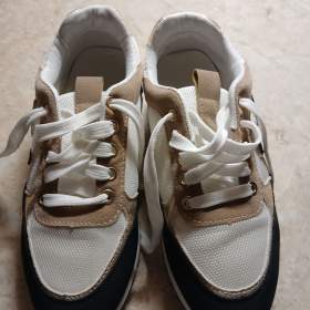 Dámské tenisky / 19645847