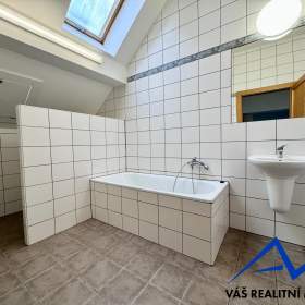 Foto inzerátu Pronájem, skladovací prostory, 810 m2, Ostrava - Hošťálkovice