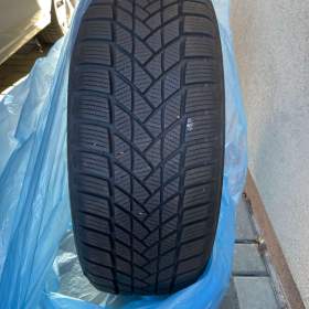 Fotka k inzerátu Zimní pneu MATADOR 205/55/R17 / 19596465