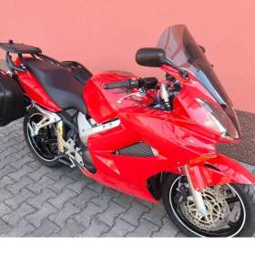 Foto inzerátu Honda VFR 800 VTEC 2004