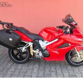 Fotka k inzerátu Honda VFR 800 VTEC 2004 / 17944733