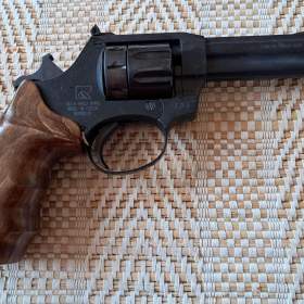 Foto inzerátu Revolver flobertka Alfa