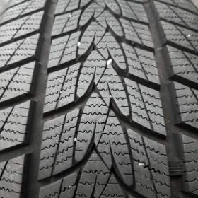 Fotka k inzerátu Sada nových zimních pneu 215/55 R17 98V Imperial / 18061003