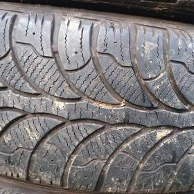 Foto inzerátu Zimní pneu 205/55 R16, 7mm na disku 5x100 (#183)