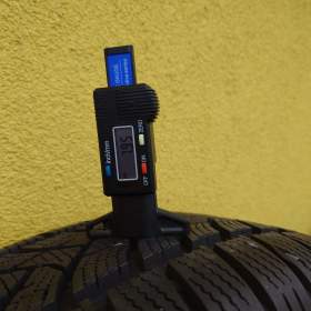 Foto inzerátu alu ráfky  originál  mitsubishi J16x6 1/2J-zimní pneu Dunlop