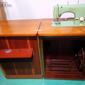 Fotka k inzerátu šicí stroj / 18943704