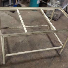 Fotka k inzerátu Dílenský stůl  / 16077139