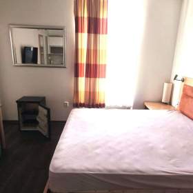 Foto inzerátu 1+kk v RD, po rekonstrukci, 10.000 Kč i s energiemi. Volný ihned, nebo podle potřeby...