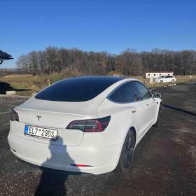 Foto inzerátu Tesla Model 3 SR+ TOP stav + nové pneu