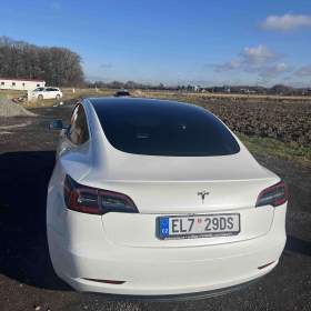 Foto inzerátu Tesla Model 3 SR+ TOP stav + nové pneu