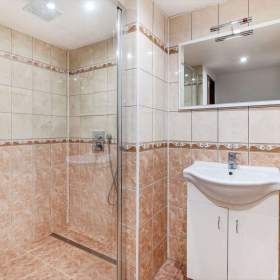 Foto inzerátu Pronájem prostorného bytu 4+1