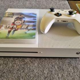Foto inzerátu Xbox One S, 500Gb