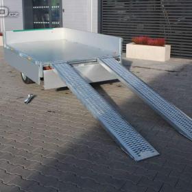 Foto inzerátu Přívěs Eduard 2615 1-stranný sklápěč 1500kg kola R13 vč. nájezdů
