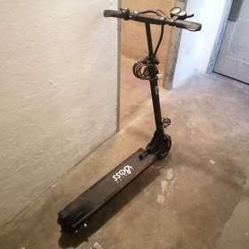 Foto inzerátu Elektrokoloběžku City Boss R3 černá