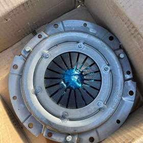 Fotka k inzerátu Nová spojková sada FELICIA 1.9D -  LUK / 18781760