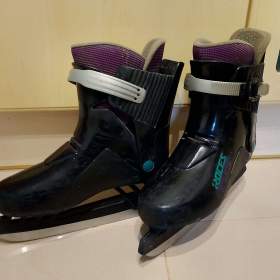 Brusle Roces vel. 39 / 19651757